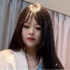 呆萌医生上门服务，解决坚硬棒子问题，紧致粉嫩某处，1V+744MB商品