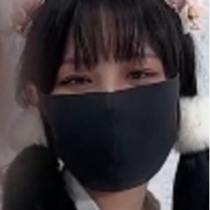 p站妹子的红色JK服装图片分享