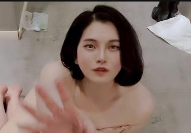 TS自拍视频11分钟全程露脸，颜值在贤娆打桩PY，H机震撼表演OnlyFans