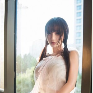 微博女神小妹子赛高私拍合集8.2G，D杯挺翘美足cos服全收录