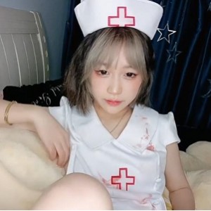 短发萌妹子米拉清纯系头像