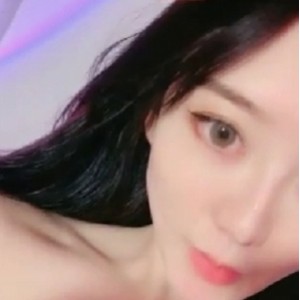 黑发女神火爆身材，粉粉嫩嫩，红火火！转载搬运，百度盘分享！