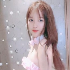 斗鱼超人气青涩小美女合集27V387M，粉嫩可爱初恋脸萌萌哒