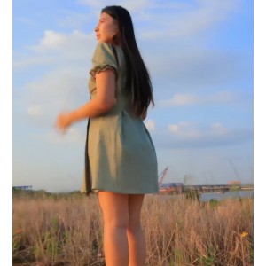 绝顶御姐黄X超与静一合作1V+2G视频，永久有效链接