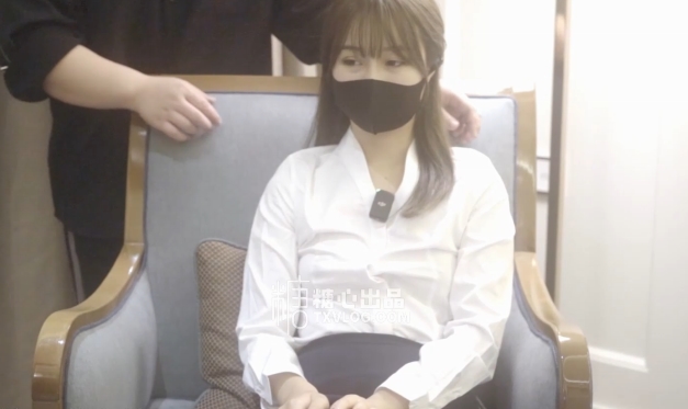 顶级优质肉丝空姐香菜公主的互动生活合集12V10G，精彩下班瞬间