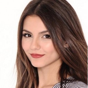 混血女神佳作P站最新合集1V未知G，尺度诱人