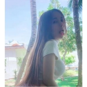 网红+平台+火爆+Aom_yumi泰国暹罗美女合集+28V+1.85GB+，精选内容，展示生活与旅行