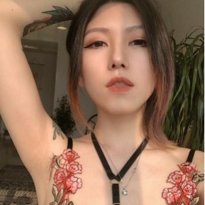 国模优质纹身御姐浮力姬最新尺度合集16V9.2G，霸气妩媚野性展示