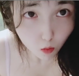 越南主播EricaHand最新合集1V0.5G，精彩直播回顾