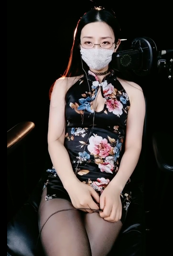 百度百媚暖暖粗口骚麦吃瓜小故事合集10部20G，收藏丰富