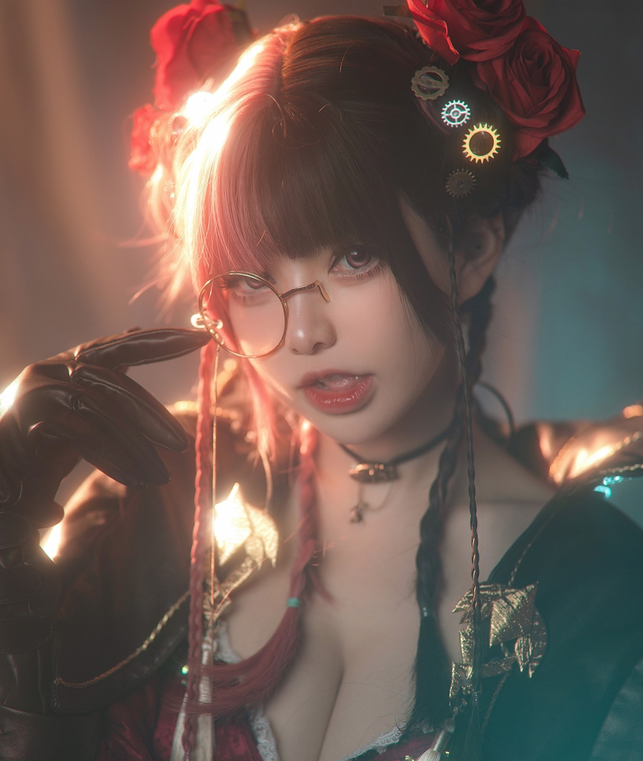 推特六二二同学骚气十足COSPLAY合集5部1.3G