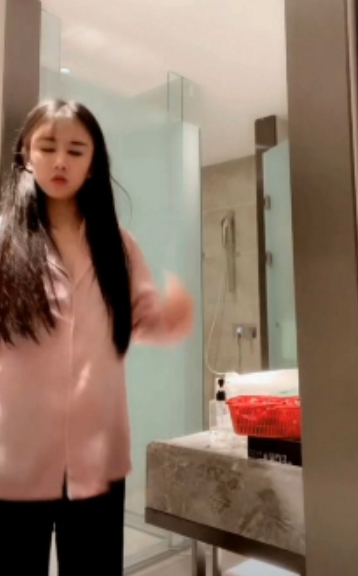辣妹舞蹈被封瞬间合集116部2.13G快手抖音晃晕眼