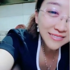 推特瑶瑶玩具厨房3V极致放飞2.72G