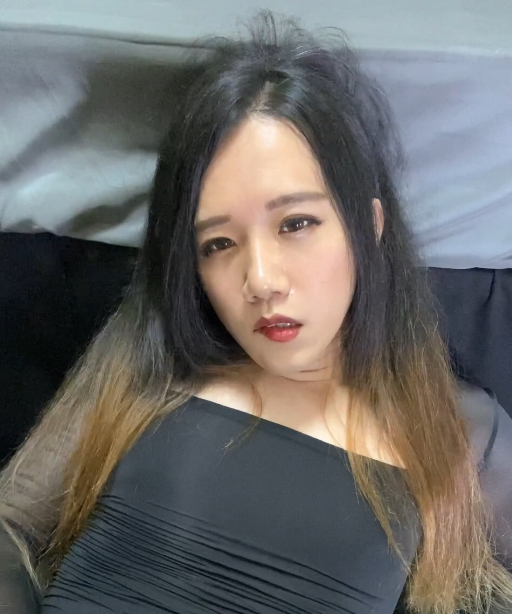 妖娆OnlyFansCharlotteNiyaTS合集129部18.4G
