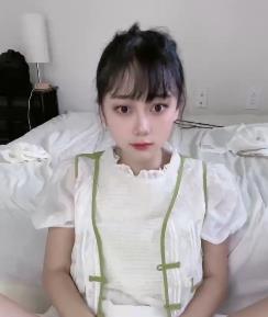 糖心黑猫露娜酱露脸御姐自拍视频合集12部3G