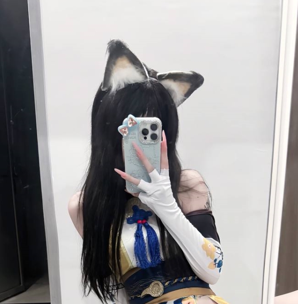 推特ouoldll/喵超高颜值520TG高价福利合集58部2.53G，四人游