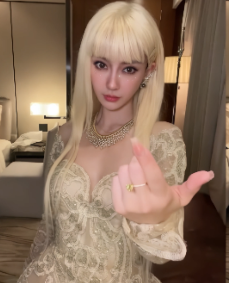 杨颖Angelababy离婚后劲爆视频展示1G呐喊不断