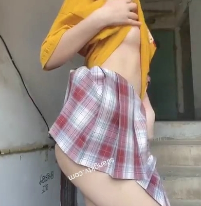 INS塔塔有尺度私房照视频15部180MB太顶了