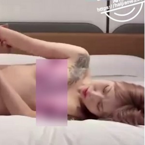 探花大神高颜值纹身少女甜蜜互动1V700M绝了