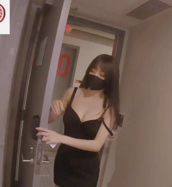 小水水推特御姐黑丝合集21部13.7G蜜桃滴露