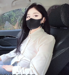 火辣萌崽儿车内给力1V1.23G野外车阵资源十足