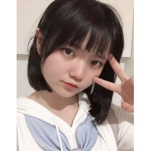 清纯诱人露露互动泄密视频32部523MB推特