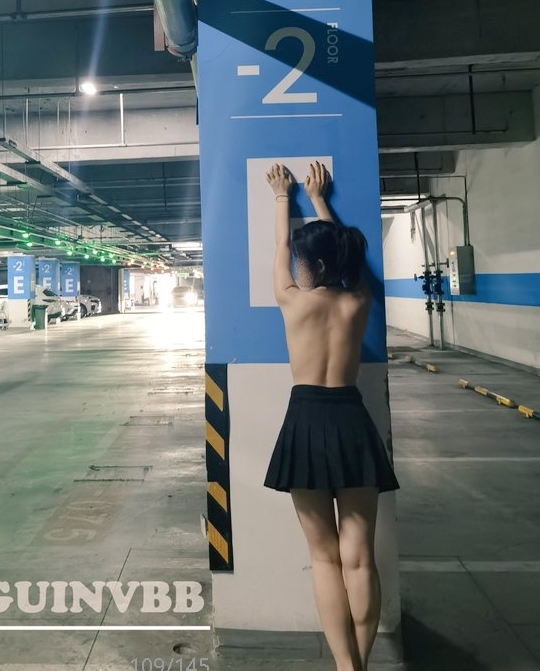 74MB爱吃鸡的小狐狸单部推特大胆展示超敢玩