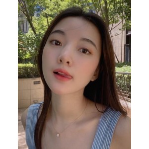 虎牙超人气校花系列宅男圈私藏经典绝版私拍情感交流稀缺完整合集