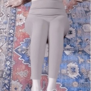 22.7G小鲸鱼网络绿帽夫妻97V绝美