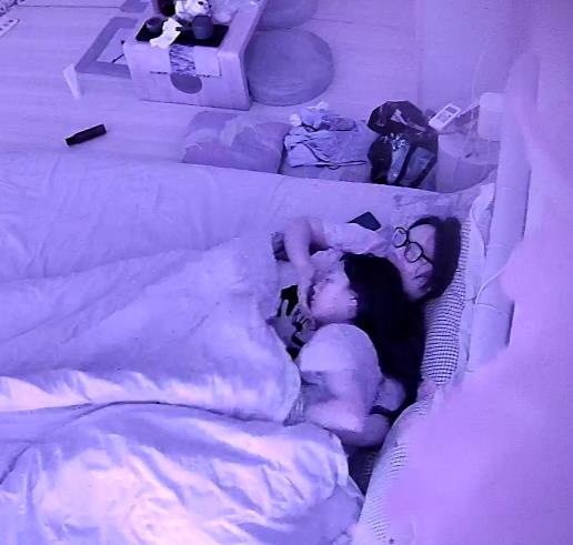 私密旅馆实录气质女郎偷吃记录1V1.2G嘴上推脱身体却软了
