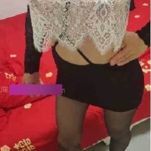 婚床黑丝嫂子私藏云盘1部212M玩得太浪了