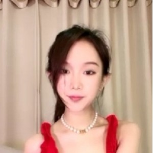 红裙甜妹黑丝美腿互磨1V909M丰满撩人
