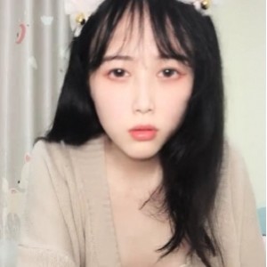 卡哇伊妹子小小兔耳私房视频1V480M清纯度爆表
