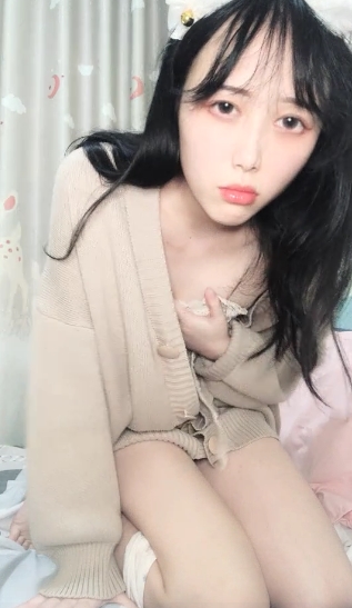 卡哇伊妹子小小兔耳私房视频1V480M清纯度爆表