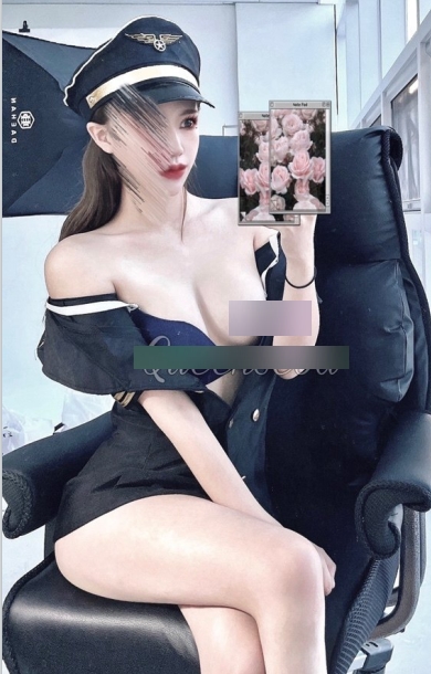 898MOnlyfans反差queenseoa私拍10部吃瓜颜值天花板