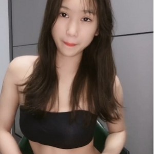 百度盘小美女绝美身材爱笑视频1部675M太诱人