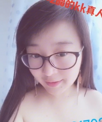 博主吃醋的KK私拍图集31V+527P528M真丰满