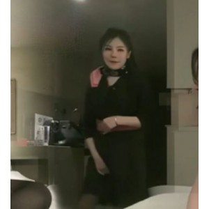 蜜桃OnlyFans劲爆私拍10部合集14.5G大罩杯甜美音律